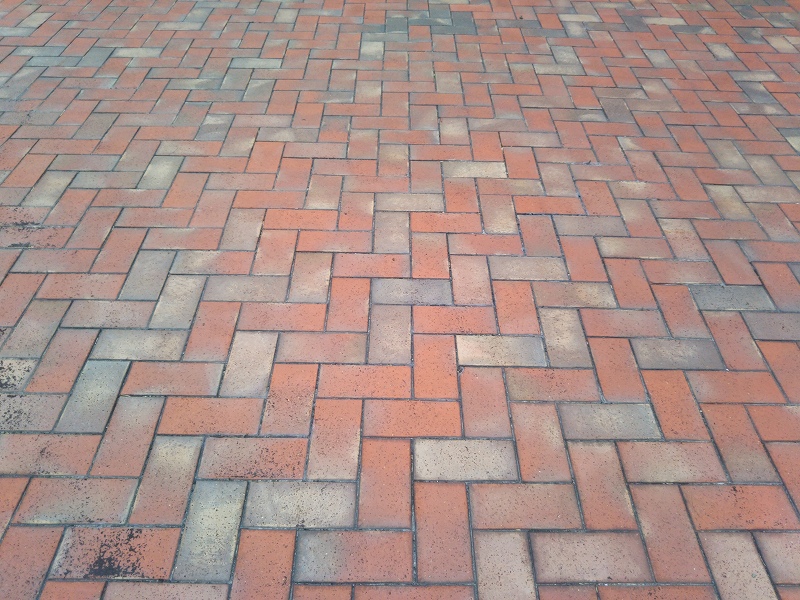 インターロッキングの例。