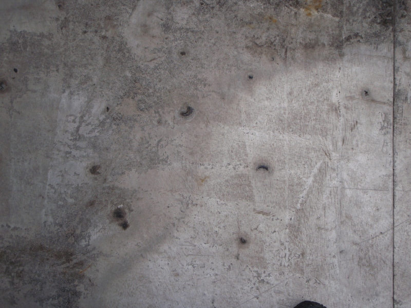 ゴムシート表面に無数の穴が開いている。